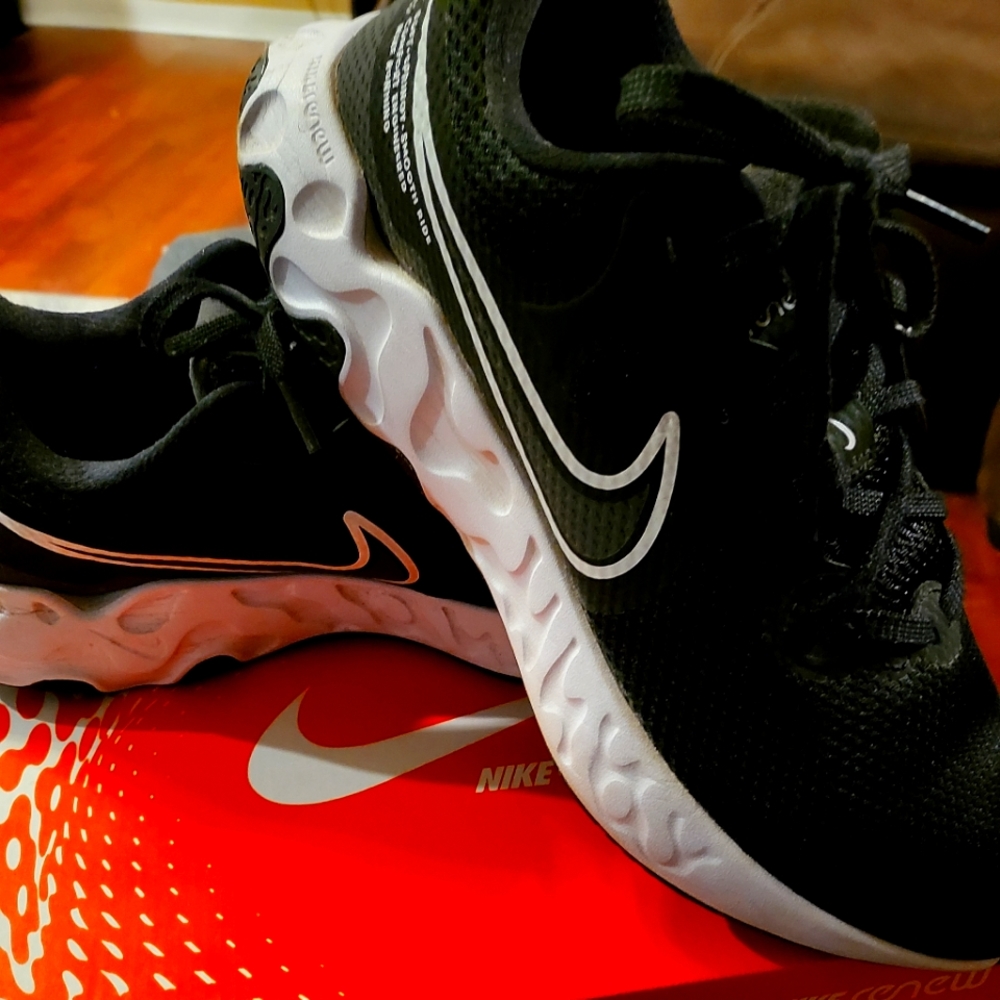 Womens Nike